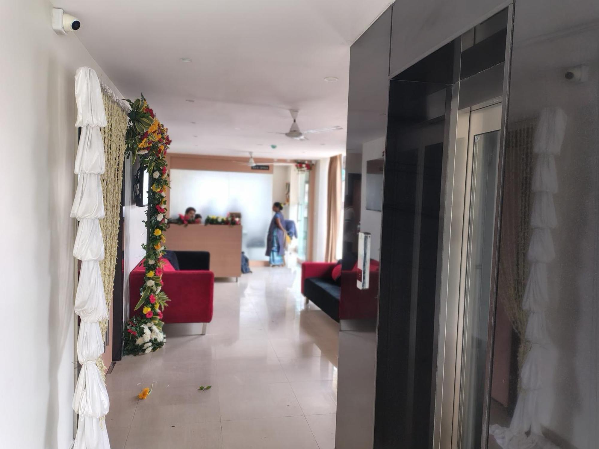 Hotel Blueearth Vizianagaram Exteriér fotografie